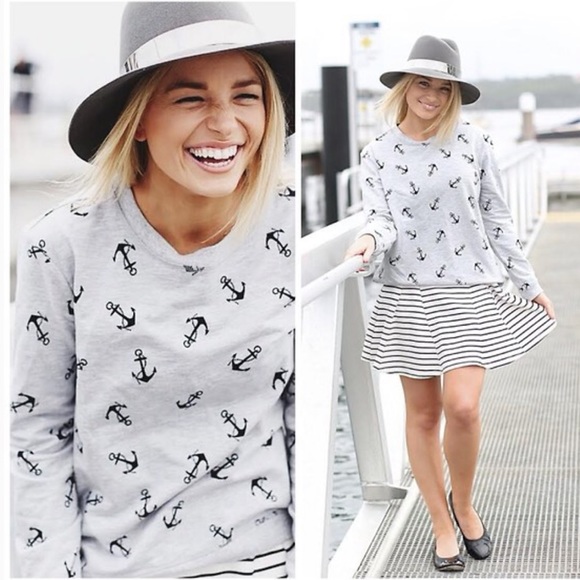 F21 Nautical Anchor Navy White Sweatshirt Top Sm - Picture 3 of 3